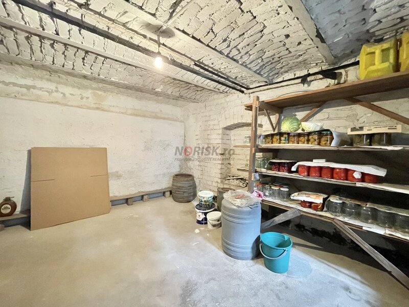 Polona, Dorobanti, casa 4 camere, 143 mp, 424 mp teren, oportunitate.