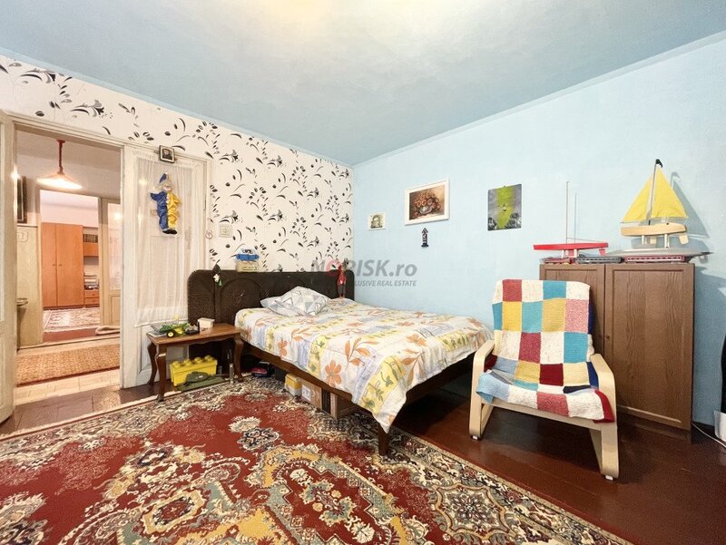 Polona, Dorobanti, casa 4 camere, 143 mp, 424 mp teren, oportunitate.