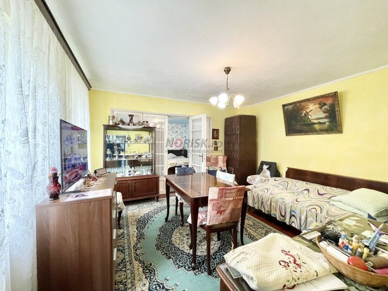 Polona, Dorobanti, casa 4 camere, 143 mp, 424 mp teren, oportunitate.