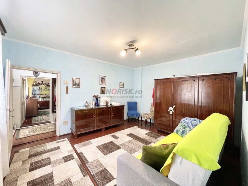 Polona, Dorobanti, casa 4 camere, 143 mp, 424 mp teren, oportunitate.